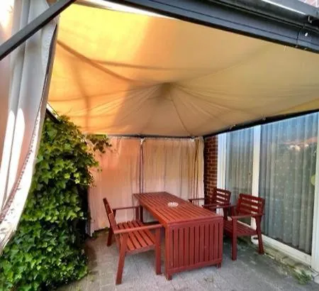 Haus In Ossendorf Holiday home Cologne